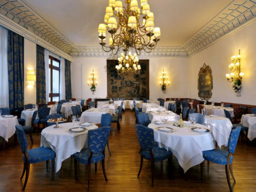 Hotel De La Poste