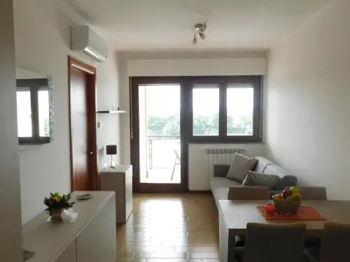 Silver apartment Roma
