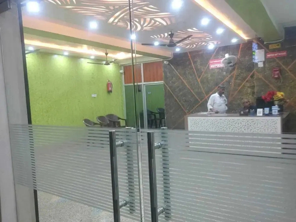 Ayodhya Cantt Palace & Restaurant