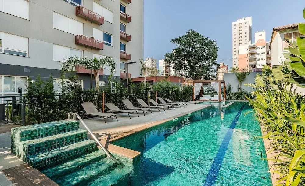 Studio in Building With Pool Con1206