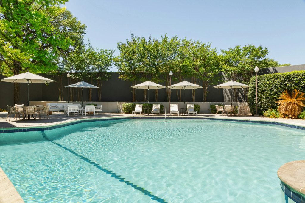 DoubleTree by Hilton Austin Northwest - Arboretum