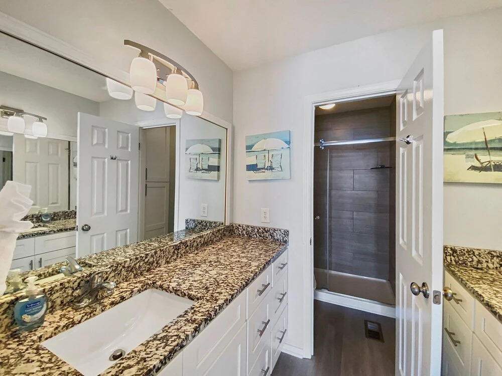 On the Beach - 2 Br townhouse by RedAwning