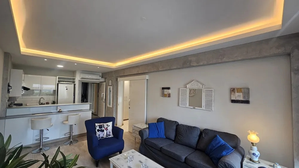 116 NIC 302b - Stay Armonia Central Suite