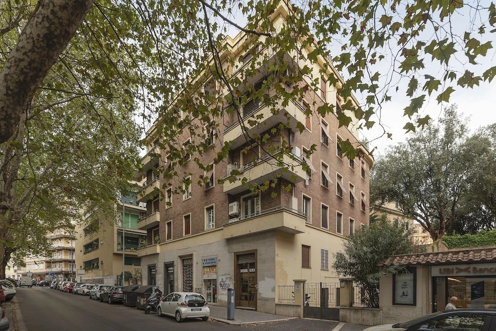 Spacious and comfortable Halldis apartment with four bedrooms
