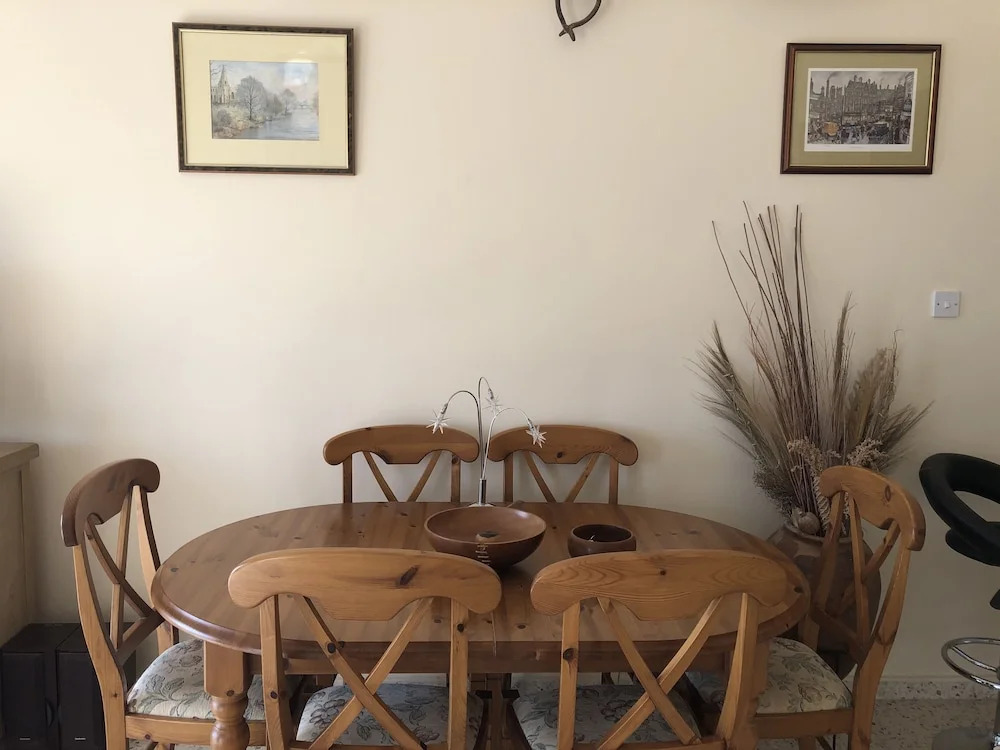 Inviting 2-bed Apartment in Pissouri- Ti Thea
