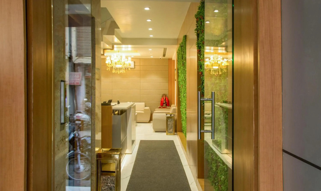 Hotel Reva Regency