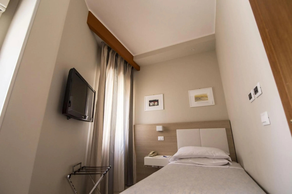 Hotel Mediterraneo