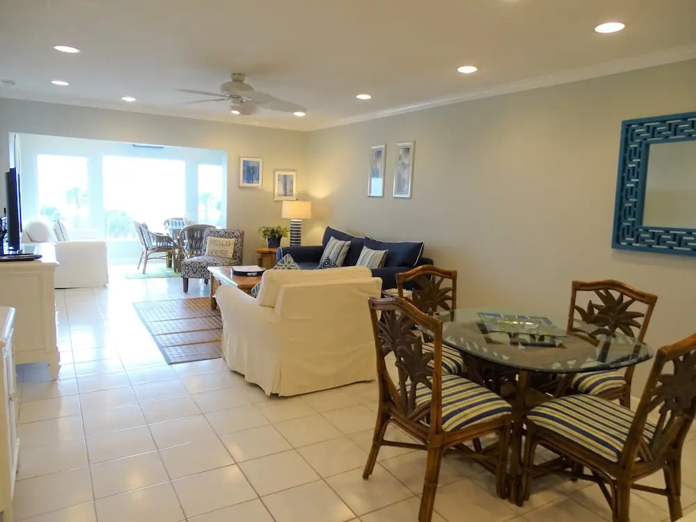 Sunset Royale 314 2 Bedrooms 2 Bathrooms Apts