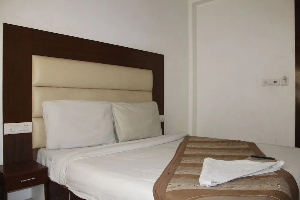Hotel Opal Inn