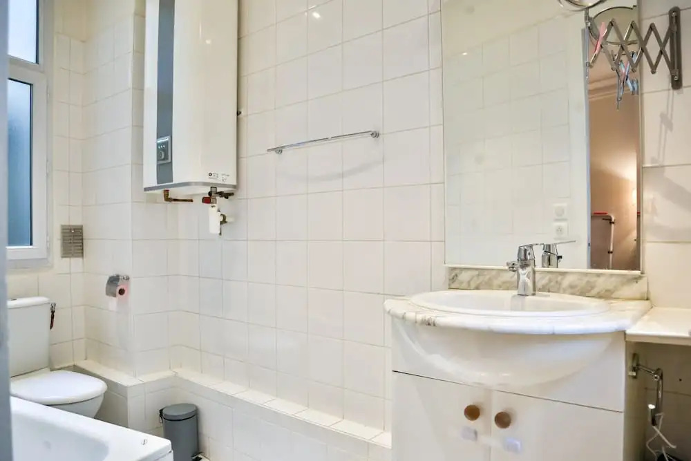 Secret Villiers I Stylish 2 Bed Apt in Villiers