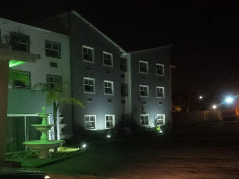Inani Hotel Gallagher