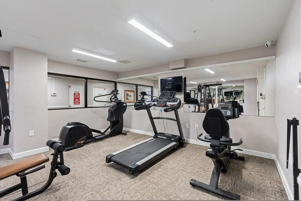Ocean View 2BR Condo Daytona Shores FL Sleeps 4