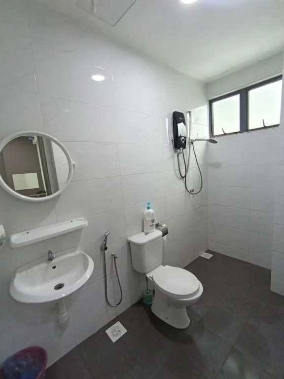 191 Cozy CasaKayangan 3BR by Grab A Stay