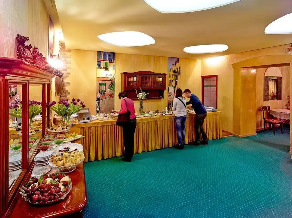 Hotel Wenecki