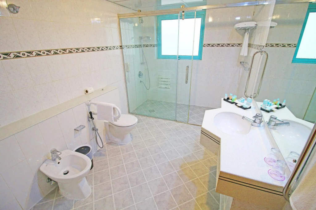 Отель The George Hotel