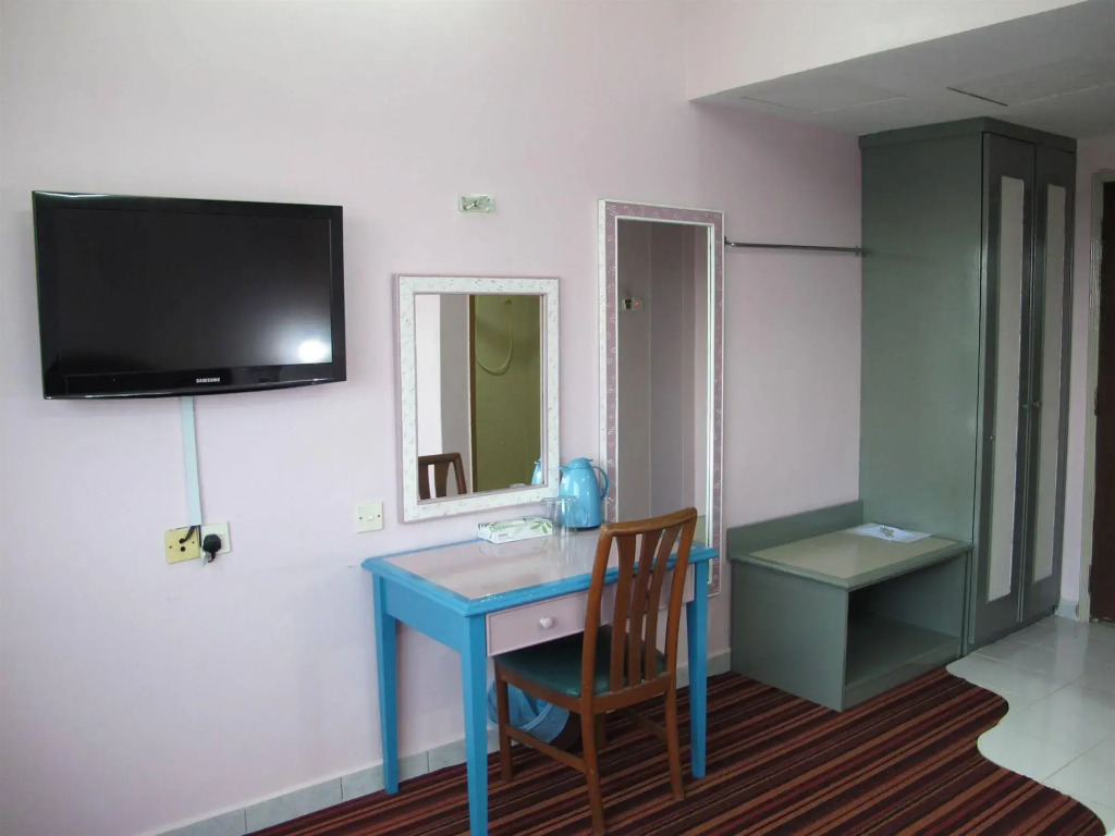 Hotel Sungai Emas