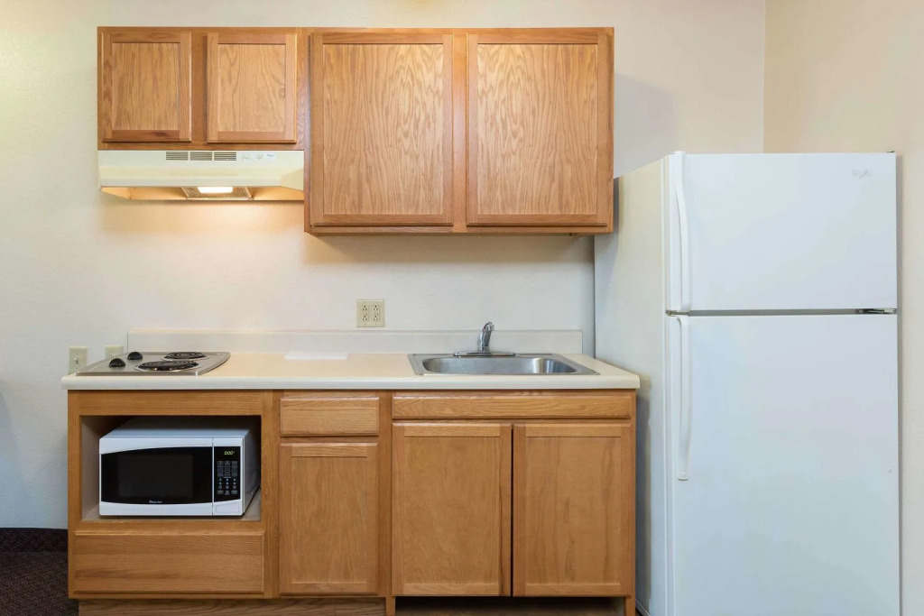 WoodSpring Suites Tyler Rose Garden