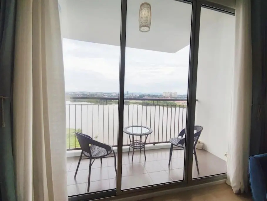 Muji homestay kuching scenic view 2 bedrooms entire apartment