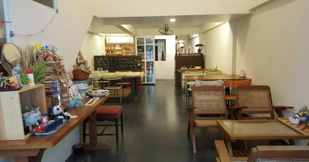 The Commonroom CNX