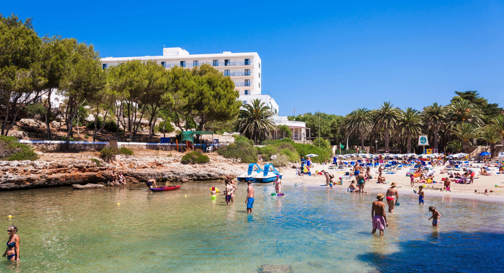 Globales Calan Blanes