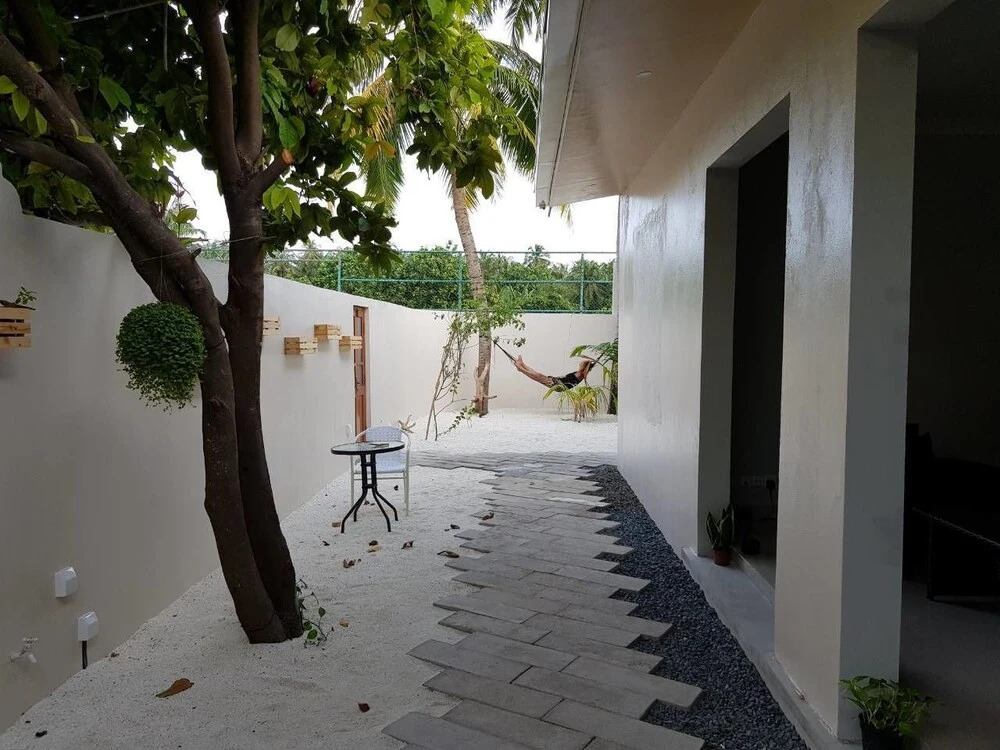 Omadhoo Inn