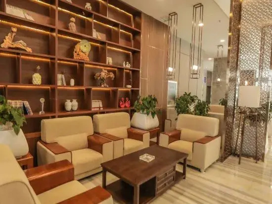 Changbai Mountain Wanda Yue Loft Hot Spring Hotel (Tourism Service Center of West Changbai Mountain)