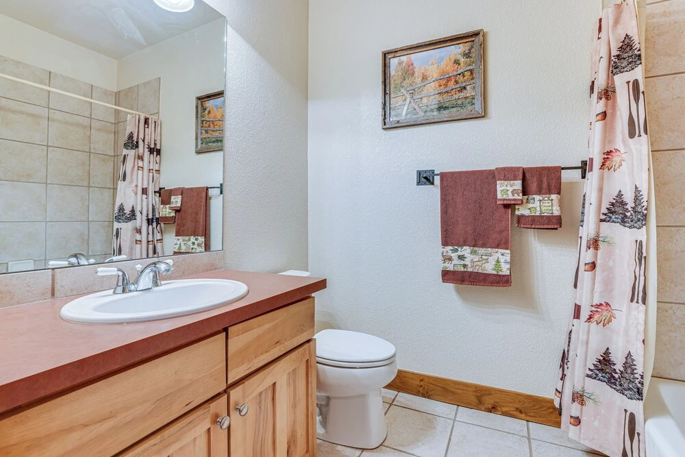 Ski-in/ski-out Granby Ranch Condo w/ Pool Access
