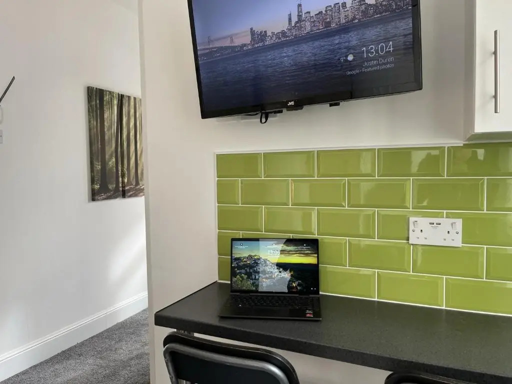 Modern 1 bed studios for comfy stay in Preston