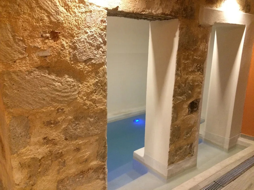 Antica Canea Luxury Rooms