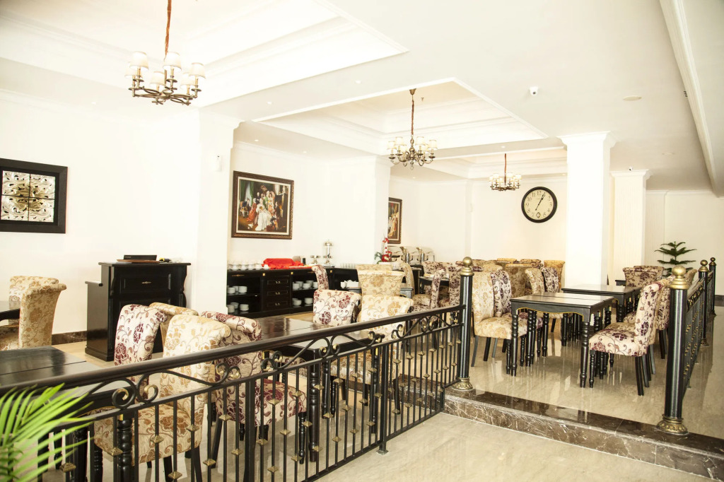 Hotel Sutomo