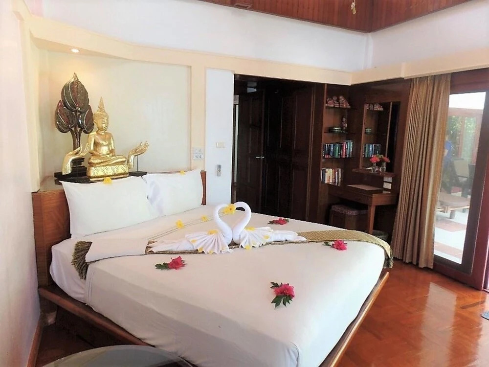 Royal Living Koh Samui - Villa 1 With 8 Meters to Beach