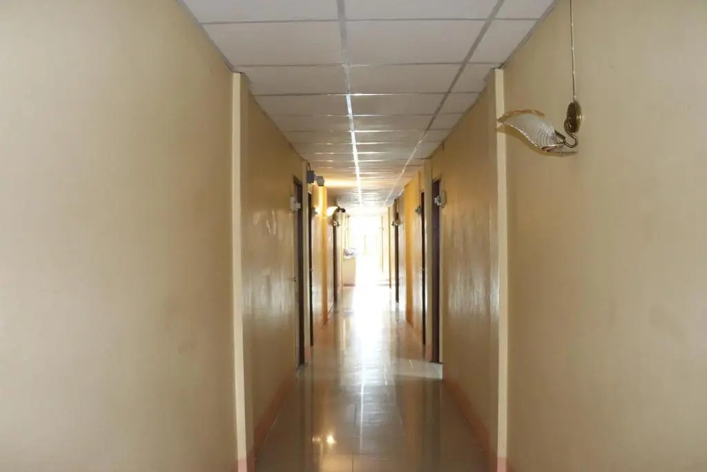 Tipsiri Place