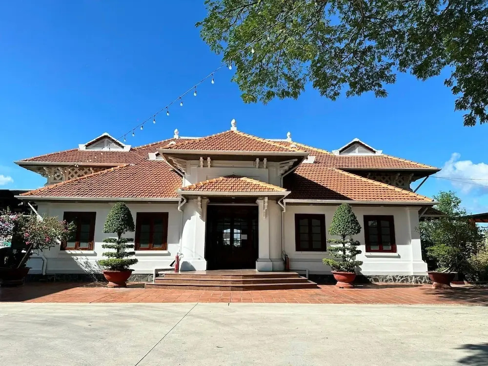 CHUONG DUONG HOTEL