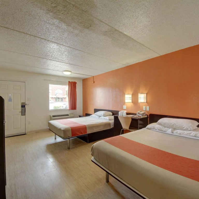 Motel 6-San Antonio, TX - Downtown - Market Square