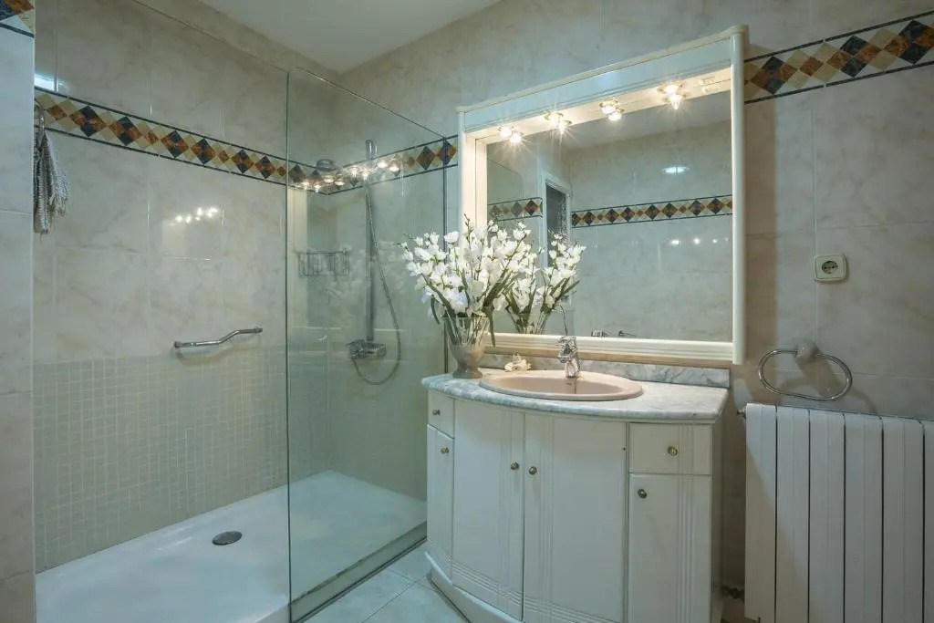 R54 Apartamento Montserrat 11-2