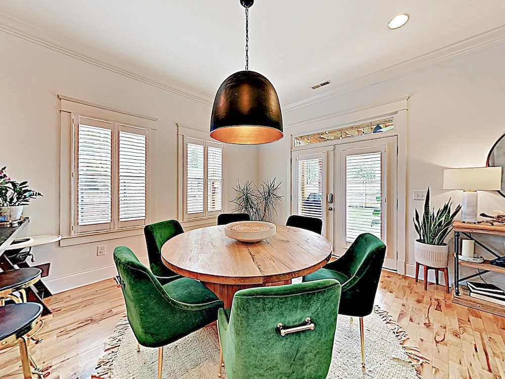 17th Street Home - 4 Br Home