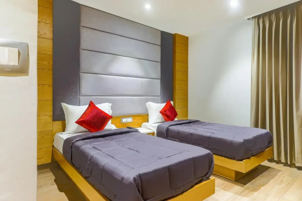 Hotel Bricks, Karol Bagh, New Delhi