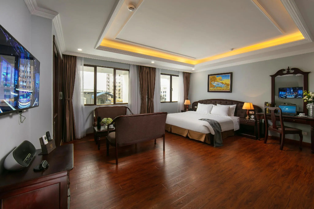 Halais Hotel