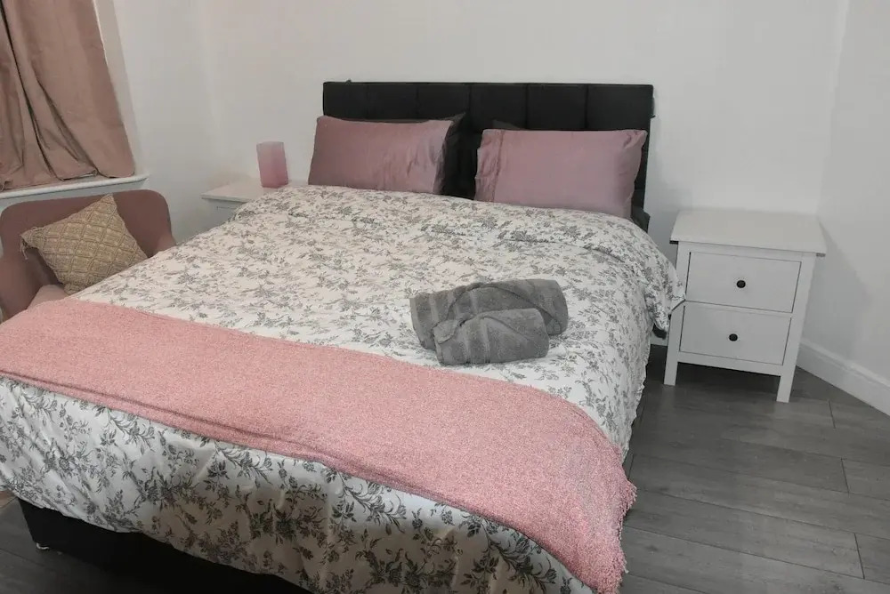 Charming Wembley Home Near Wembley Stadium
