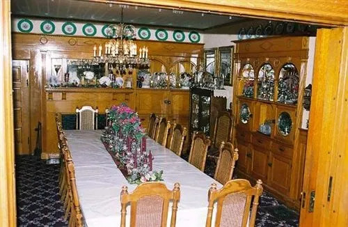 Oakenwald Terrace