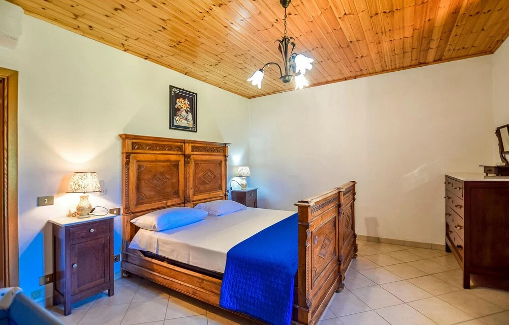 Awesome Home In Camaiore With Wifi