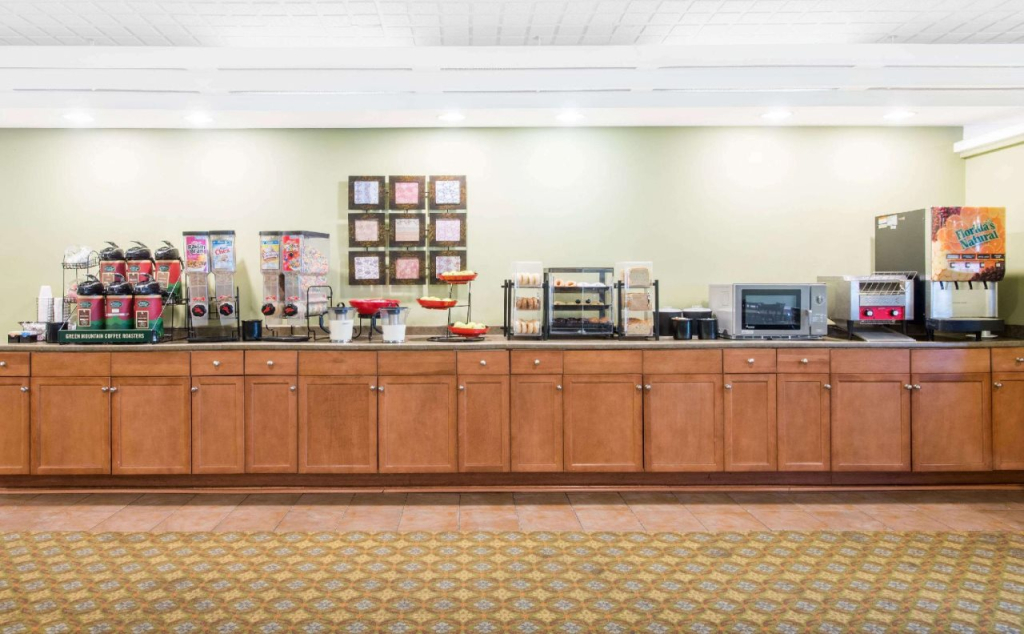 Ramada by Wyndham Allentown Bethlehem
