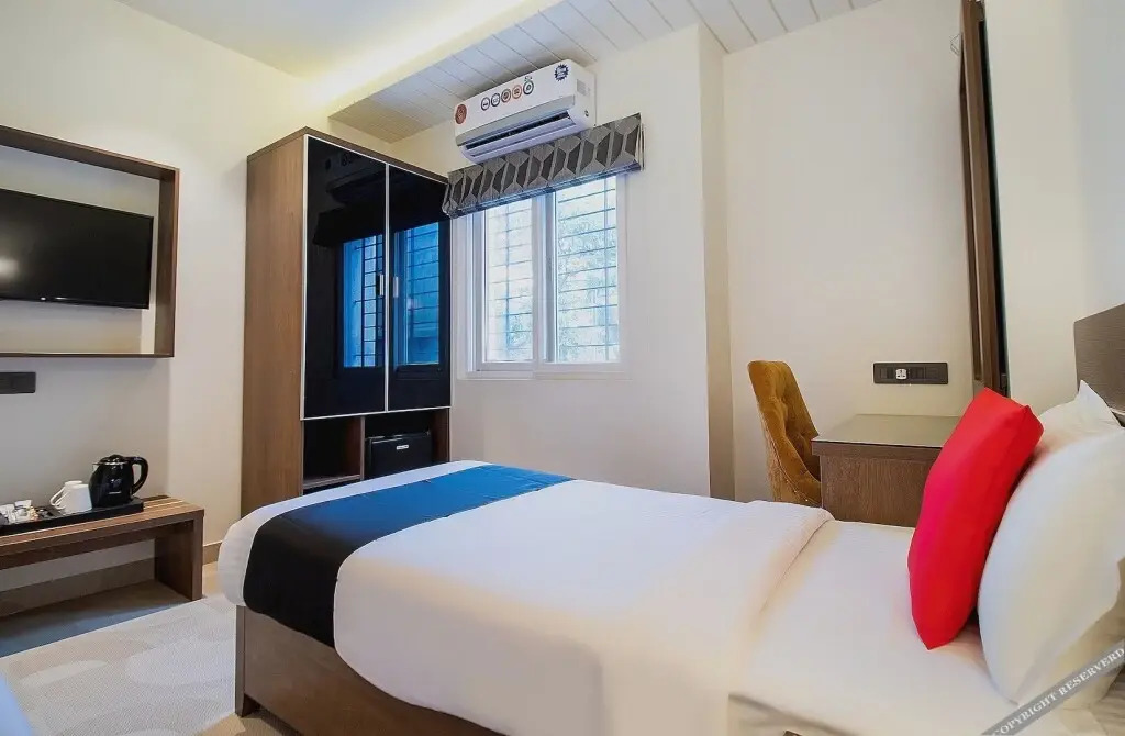 Clove Boutique by OYO Rooms