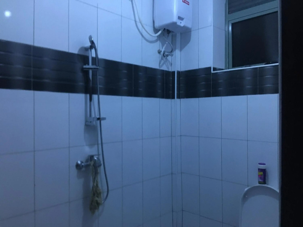 J&R - Lovely two bedroom apartment in Jinja.