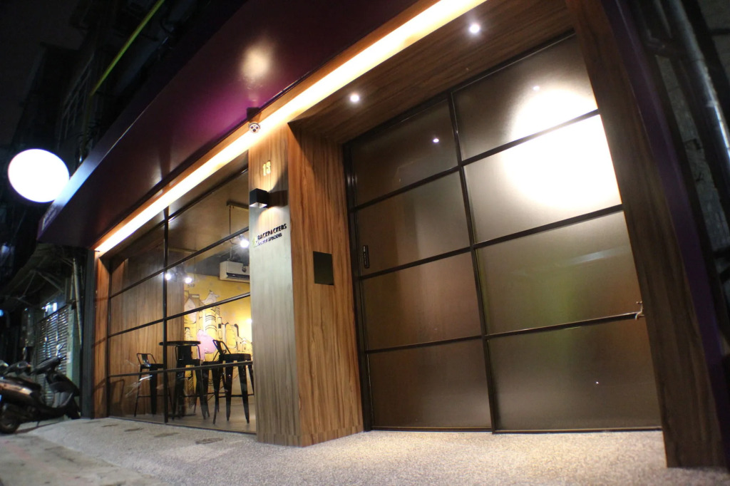 Backpackers Hostel - Ximen