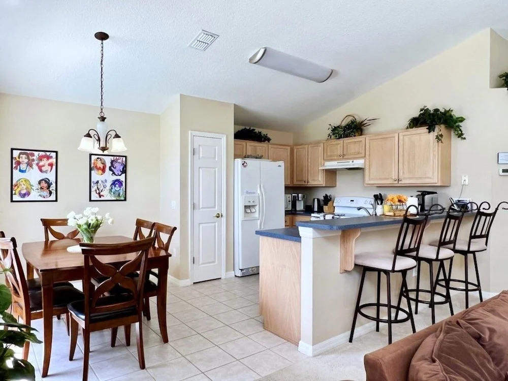 Cozy 3 BR 2 Bath Villa with Splash Pool-335KD