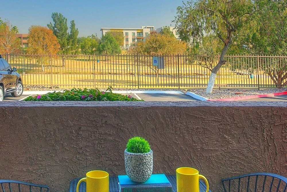 130 Fully Furnished, amenities galore! by RedAwning