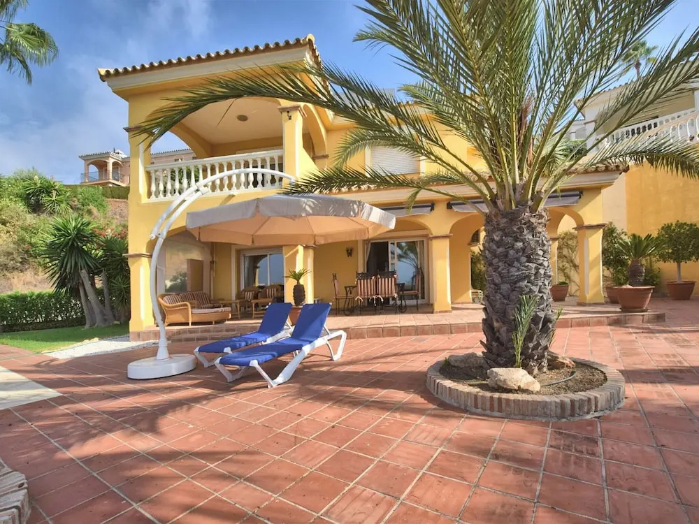 Andalusian Villa Near Beach