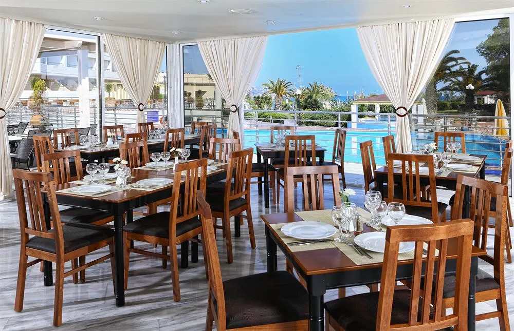 Santa Marina Resort
