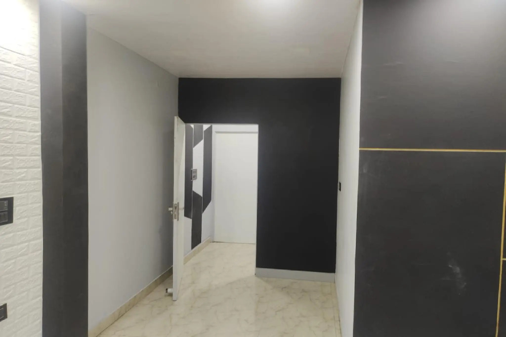 OYO 83769 King stay hotel moojpur metro station